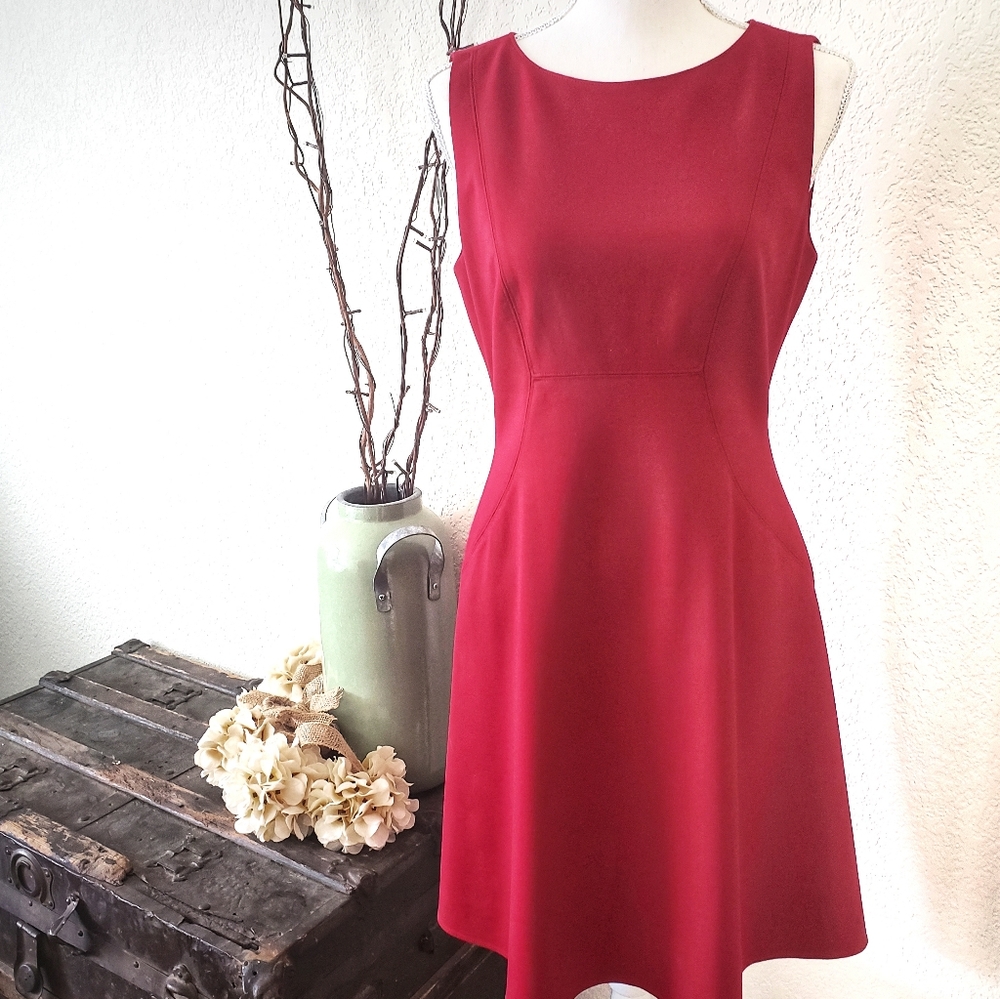 Elie Tahari Fit & Flare Red Midi Dress Size 6